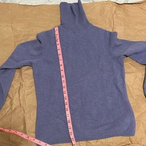 100% cashmere women’s sweater by Charter Club. Fits like S, periwinkle color.